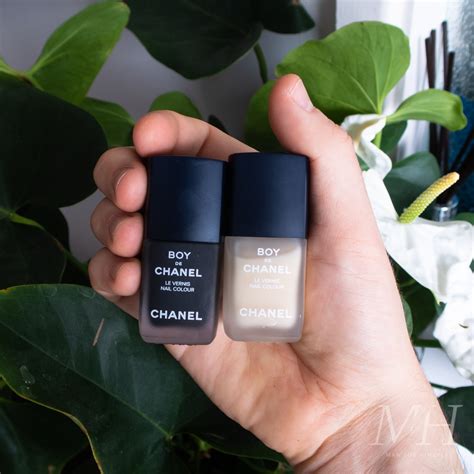 black man nails makeup chanel bag|CHANEL .